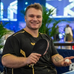 Niko Sommer, Para-Tischtennisspieler: trainiert für sein großes Ziel Olympia 2028
